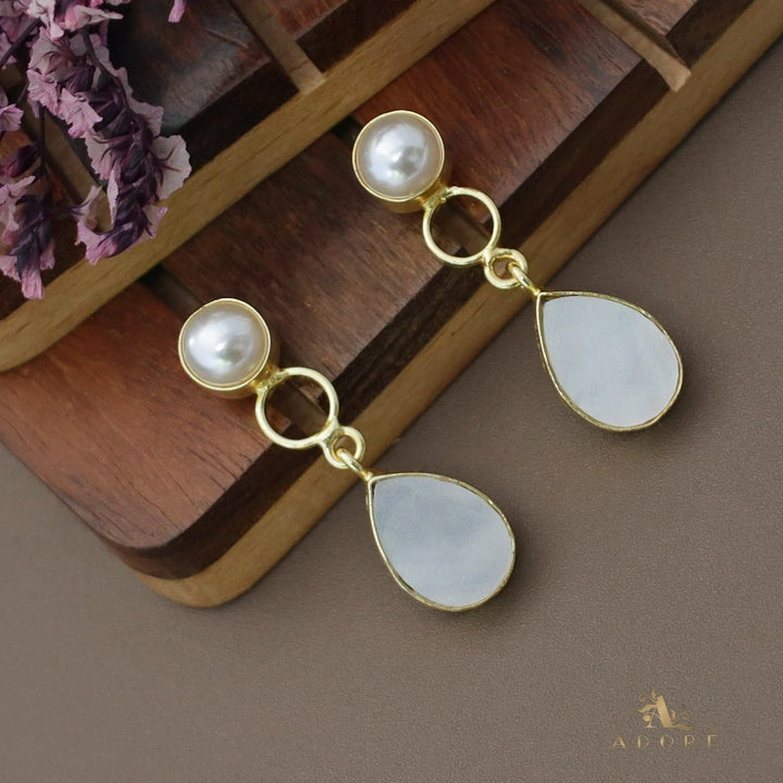 Harsha Pearly Circle Mop Drop Earring