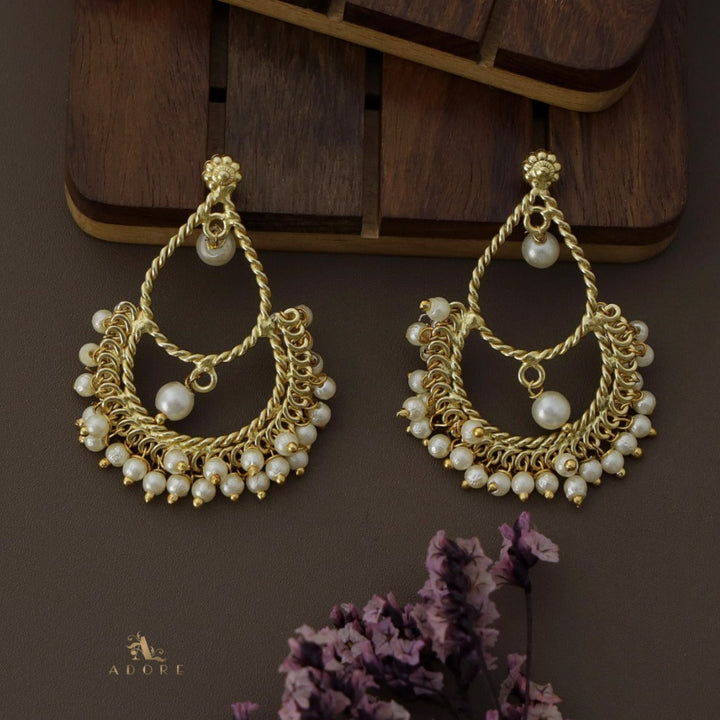 Ayra Golden Twisted Cluster Pearl Earring