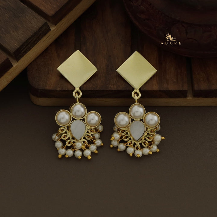 Golda Diamond Pearly MOP Earring