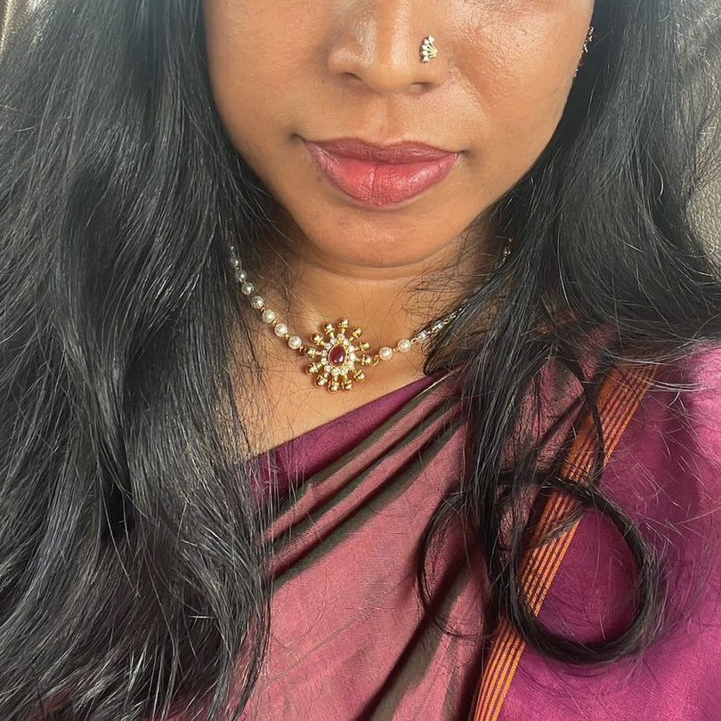 Surya Chakra 1 Layer Pearl Choker With Earring